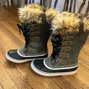 Sorel Waterproof boots- never worn